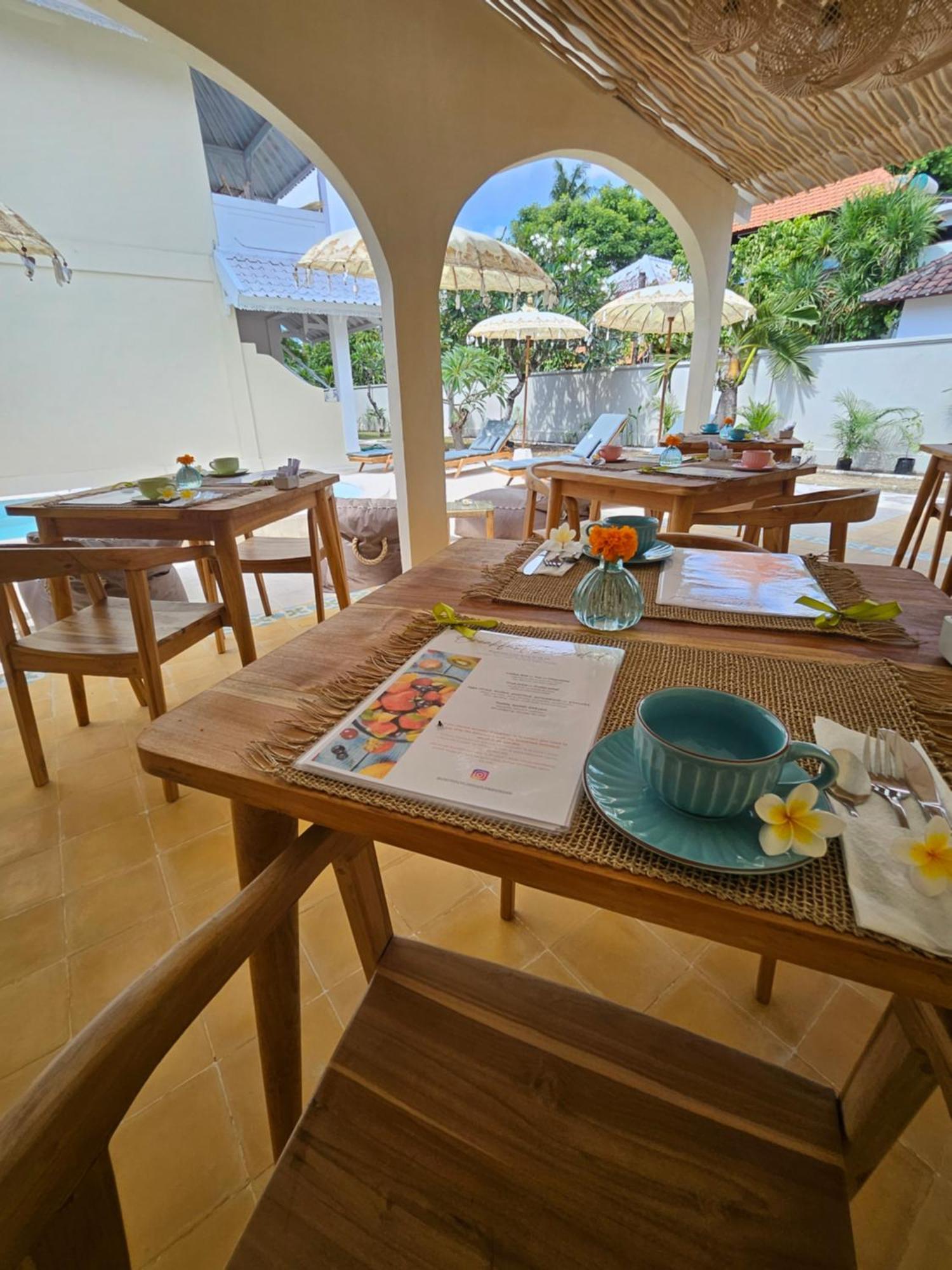 Hotel United Colors Of Lembongan Nusa Lembongan Esterno foto