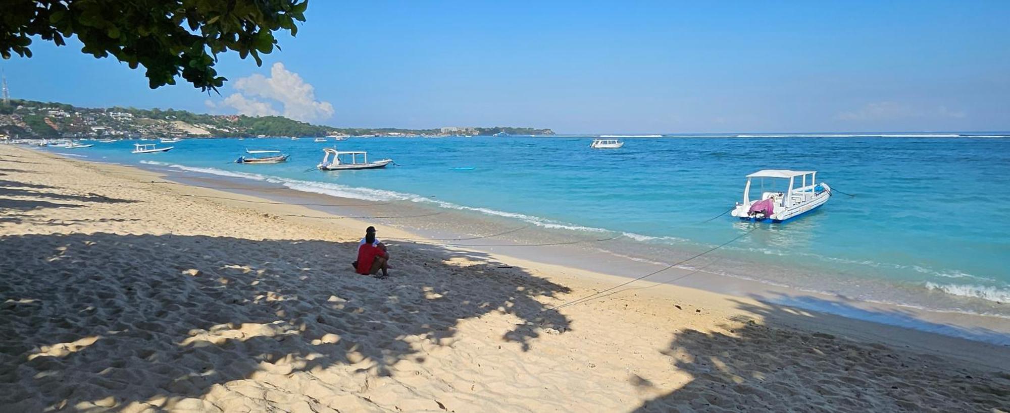 Hotel United Colors Of Lembongan Nusa Lembongan Esterno foto